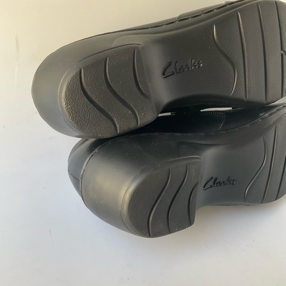 Clarks Channing Essa 6.5 M Black Leather slip on - Picture 13 of 13